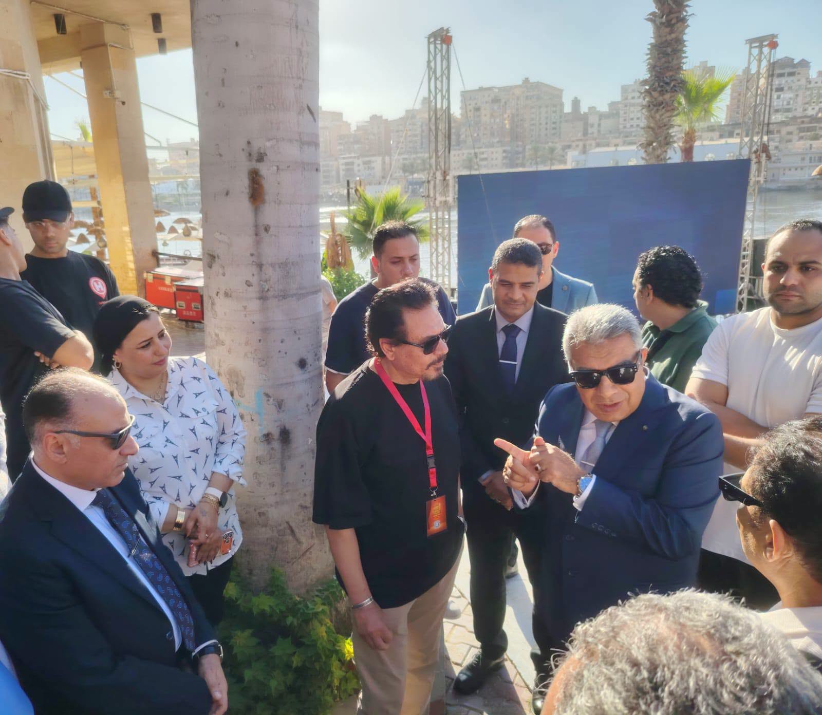 محافظ الدقهلية يتفقد انطلاق المهرجان القومي للمسرح المصري بمكتبة مصر العامة: